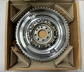 Маховик двухмассовый АКПП 7DCT D7UF1 D7GF1 D7F22 23200-2A405