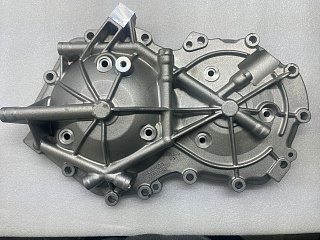 Крышка КПП QR019CHA QR019CHB Новая