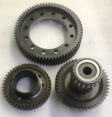 Шестерня дифференциала , промежуточная 20:47 и центральная шестерни АКПП U660E U660F